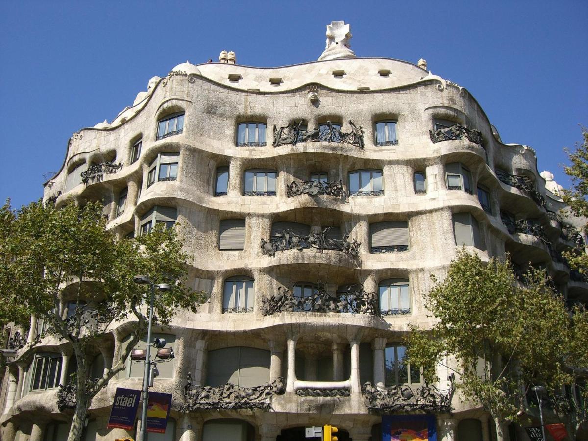 Girona - Modernist Apartments Next To Paseo De Gracia Barcelona Buitenkant foto